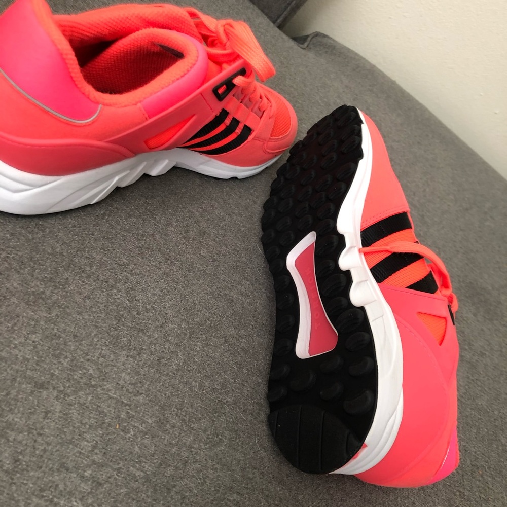 Adidas - Picture 3 of 3